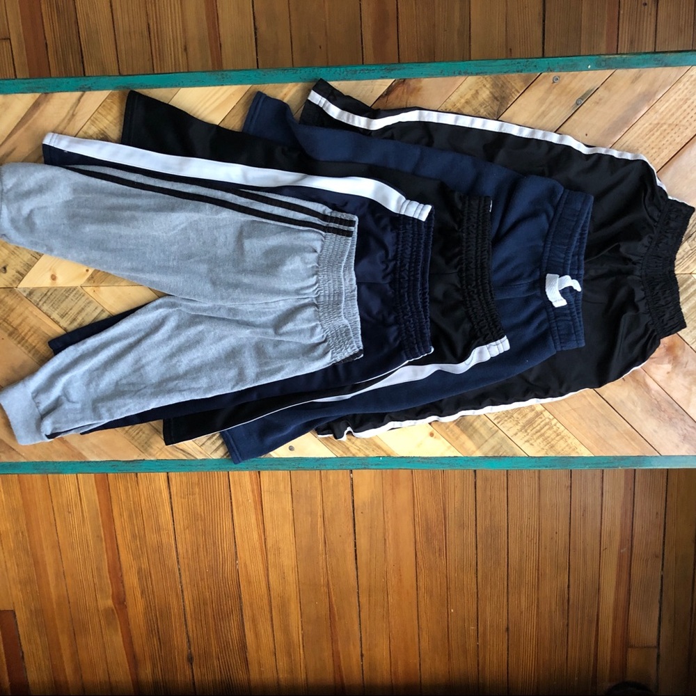 Lot of 5 size 3T sweatpants
